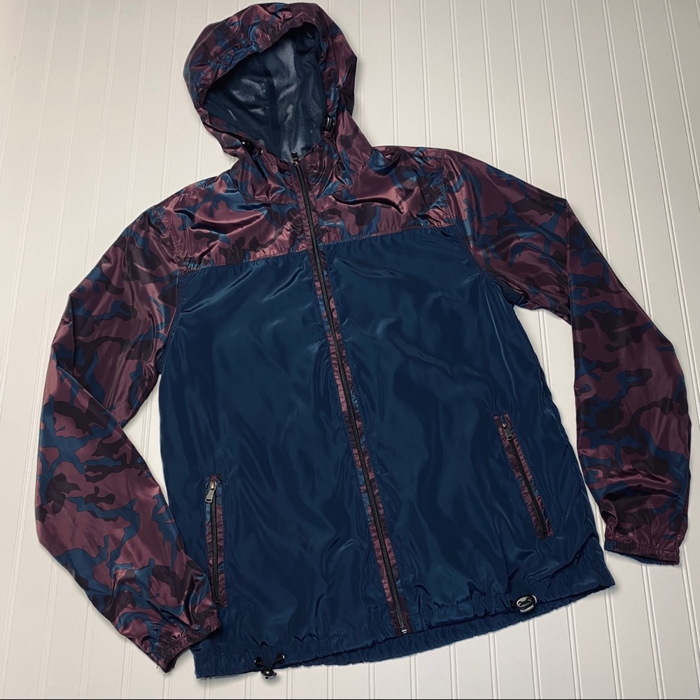 UNIVIBE Camo Windbreaker Jacket